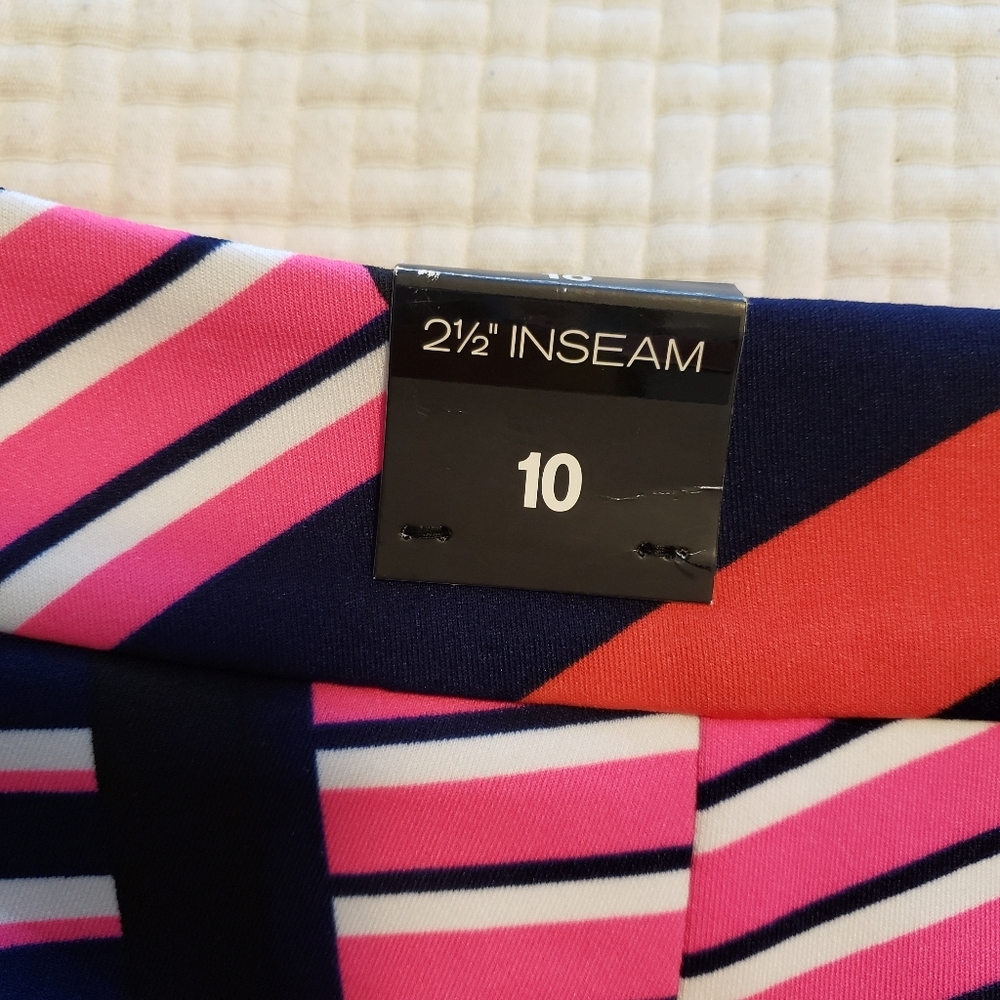 NWT Express Shorts - Picture 4 of 6